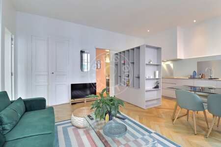 Salon Appartement meublé - 84m²  - 2 chambres - Notre-Dame de Lorette - Paris
