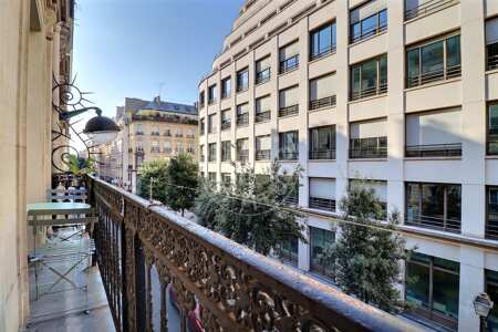 Balcon Appartement meublé - 84m²  - 2 chambres - Notre-Dame de Lorette - Paris