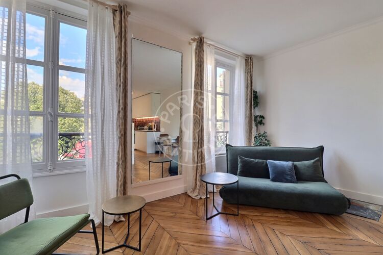 Salon - Studio meublé - Paris 75008 - 17098
