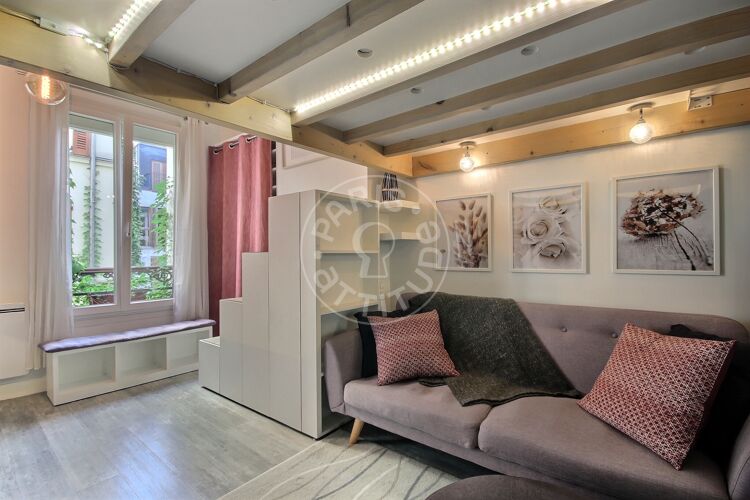 Salon - Studio meublé - Paris 75019 - 17100