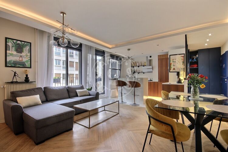 Living room - Furnished 2 bedrooms - Paris 75007 - 17113