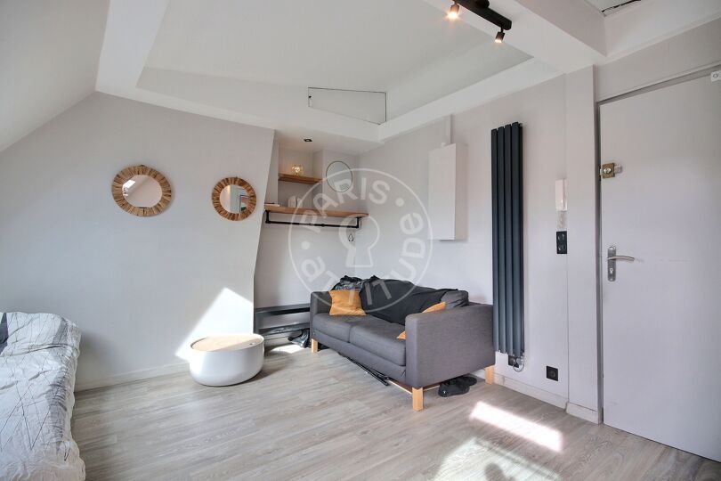 Furnished studio - Paris 75009 - 17125