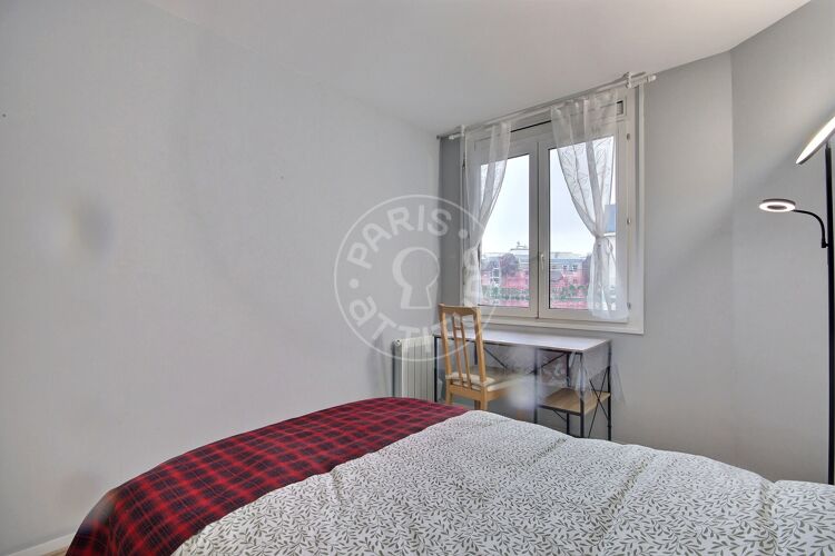 Bedroom - Furnished 2 bedrooms - Paris 75010 - 17137