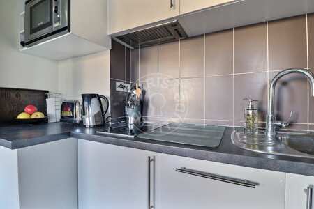 Cuisine Studio meublé - 38m²  - Avenue Foch - Paris