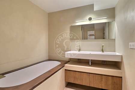 Bathroom Furnished apartment - 67m²  - 2 bedrooms - Jardin du Luxembourg - Paris