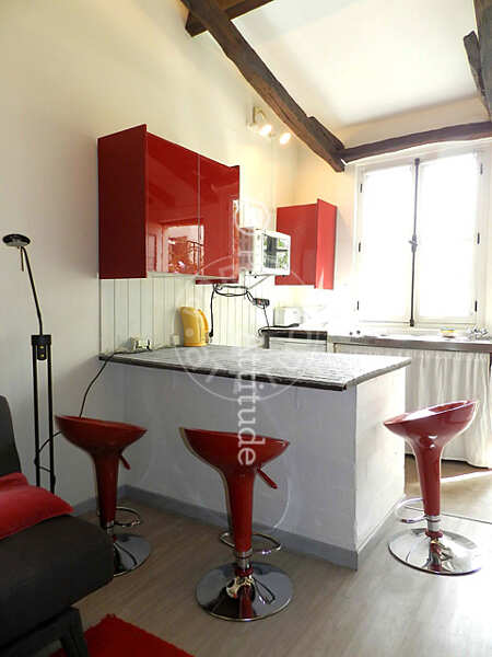 Kitchen Furnished duplex - 42m²  - 2 bedrooms - Madeleine - Paris