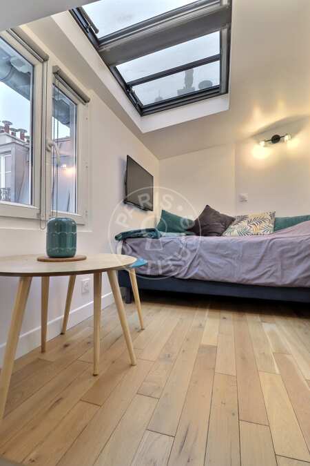 Living room Furnished studio - 11m²  - Ecole Militaire / Unesco / Duroc - Paris