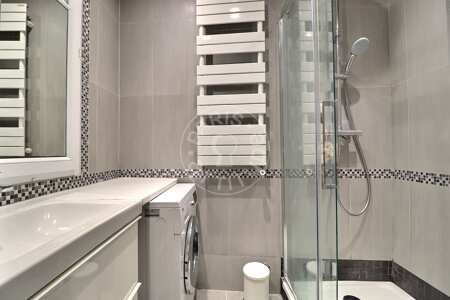 Casa de banho Apartamento mobilado - 42m²  - 1 quarto - Convention - Paris