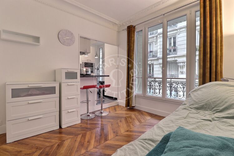 Salón - Estudio amueblado - París 75009 - 17221