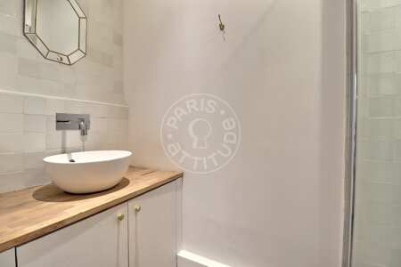 Baño Dúplex amueblado - 104m²  - 3 dormitorios - Guy Môquet - París