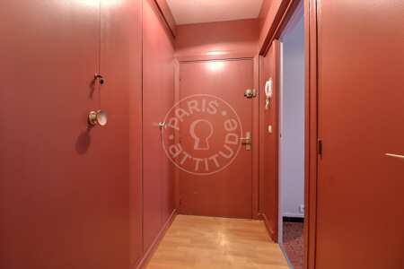 Entrée Studio meublé - 35m²  - Place des Vosges - Paris