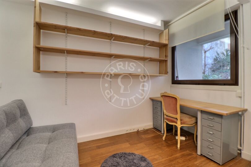 Monolocale arredato - Parigi 75010 - 17231