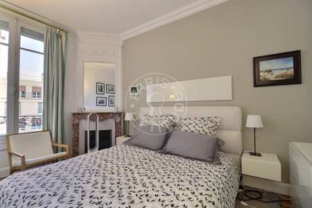 Bedroom Furnished apartment - 72m²  - 2 bedrooms - Mirabeau - Paris