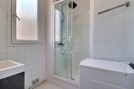 Badezimmer Möblierte studio - 23m²  - Jules Joffrin - Mairie du 18ème - Paris