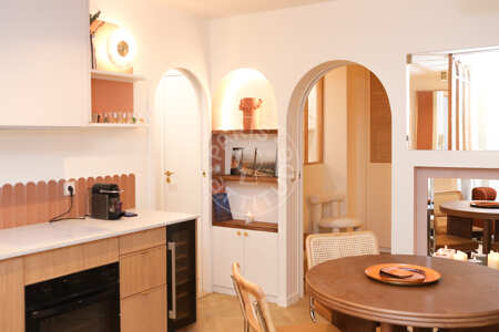 Salon Appartement meublé - 46m²  - 1 chambre - Maison de la Radio - Paris