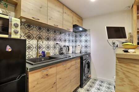 Cuisine Studio meublé - 17m²  - Porte de Clignancourt - Paris