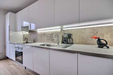 Kitchen Furnished apartment - 59m²  - 2 bedrooms - Sacré-Cœur - Paris
