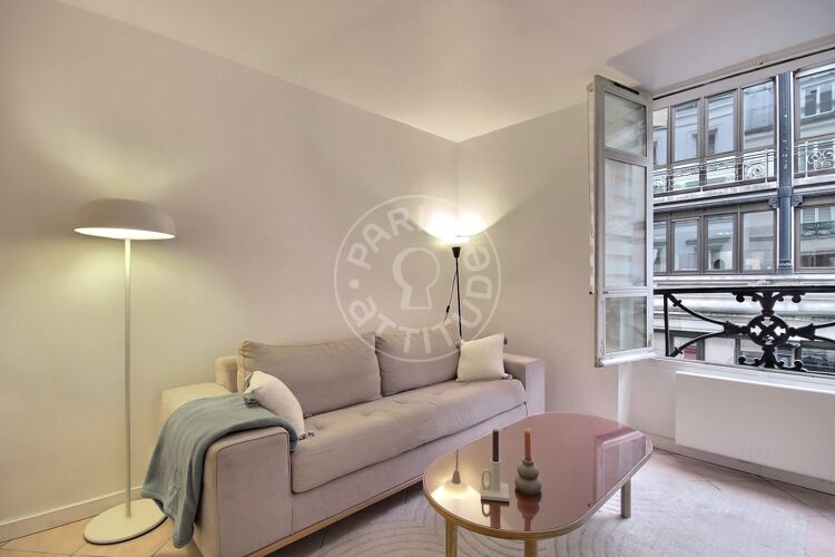 Salon - Studio meublé - Paris 75002 - 17288