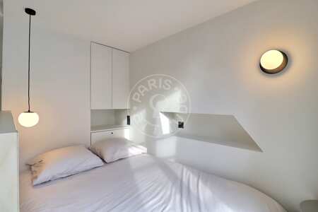 Bedroom Furnished studio alcove - 20m²  - Moulin Rouge / Pigalle - Paris
