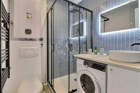 Bathroom Furnished apartment - 32m²  - 1 bedroom - Place Monge - Paris