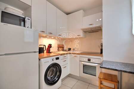 Cuisine Studio meublé - 30m²  - Montmartre / Place des Abbesses - Paris