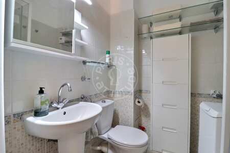 Badezimmer Möblierte alkovenwohnung - 25m²  - Temple - Paris