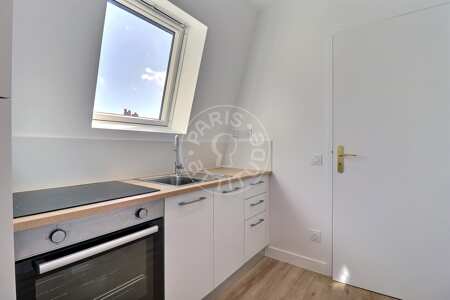 Kitchen Furnished apartment - 32m²  - 1 bedroom - Gare de l'Est / Gare du Nord - Paris