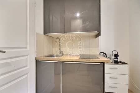 Kitchen Furnished studio - 12m²  - Montorgueil - Paris