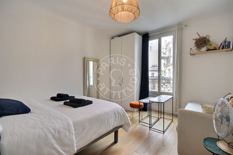 Sala - 1 quarto mobiliado - Paris 75018 - 17332