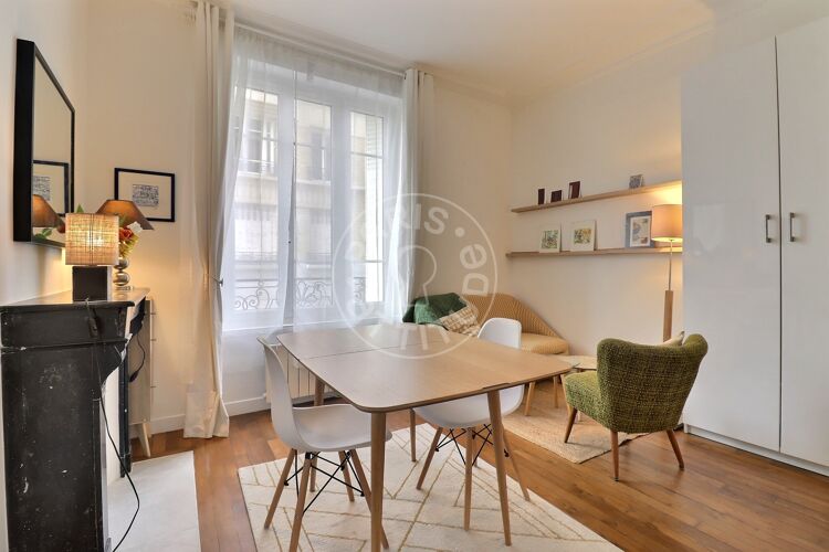 Salon - Studio meublé - Paris 75018 - 17338
