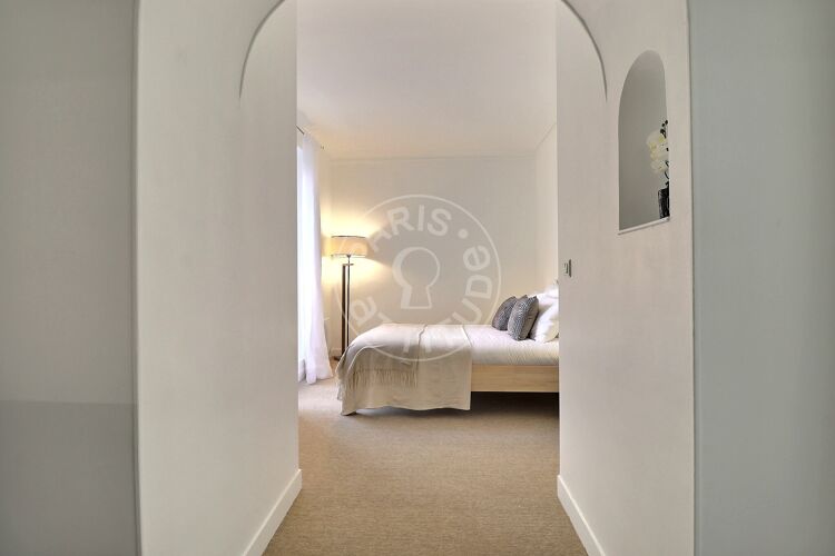 Chambre - Studio alcove meublé - Paris 75001 - 17340