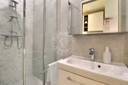 Casa de banho Apartamento mobilado - 35m²  - 1 quarto - Arc de Triomphe - Paris