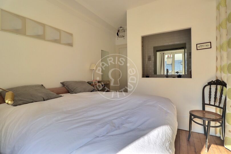 1 locale arredato - Parigi 75010 - 17344