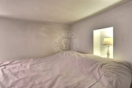 Dormitorio Estudio amueblado - 20m²  - Ile de la Cité - París