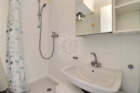 Baño Estudio amueblado - 17m²  - Convention - París
