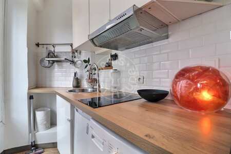 Kitchen Furnished studio - 19m²  - Belleville - Paris