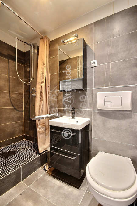Bathroom Furnished apartment - 32m² - 1 bedroom - Place des Vosges - Paris