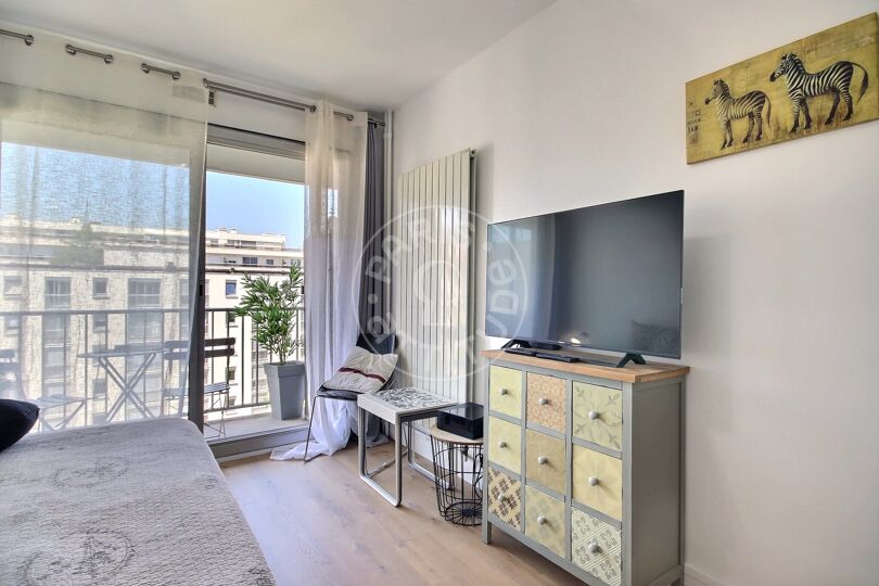Studio meublé - Paris 75011 - 1842