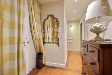 Entrance Furnished apartment - 70m²  - 2 bedrooms - Panthéon / Sorbonne - Paris