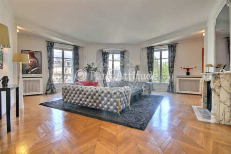 Living room Furnished apartment - 330m² - 5 bedrooms and more - Miromesnil - Paris