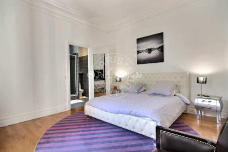 Bedroom Furnished apartment - 330m² - 5 bedrooms and more - Miromesnil - Paris