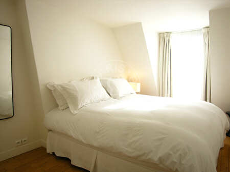 Bedroom Furnished apartment - 44m²  - 1 bedroom - Poissonnière - Paris