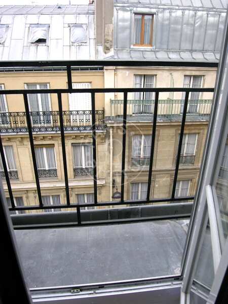 Balcony Furnished apartment - 44m²  - 1 bedroom - Poissonnière - Paris