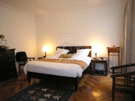 Bedroom Furnished apartment - 110m²  - 2 bedrooms - Montorgueil - Paris