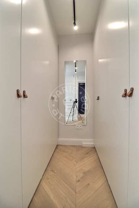 Vestidor Piso amueblado - 47m²  - 1 dormitorio - Tour Eiffel - París