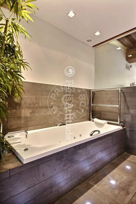 Casa de banho Apartamento mobilado - 100m²  - 1 quarto - Saint-Paul - Paris