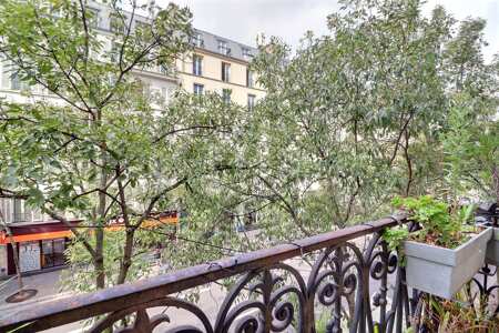 Balcony Furnished apartment - 33m² - 1 bedroom - Oberkampf - Paris