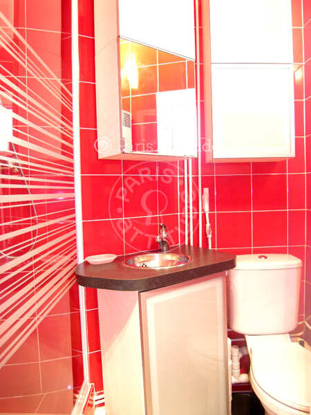 Bathroom Furnished studio - 17m²  - Oberkampf - Paris