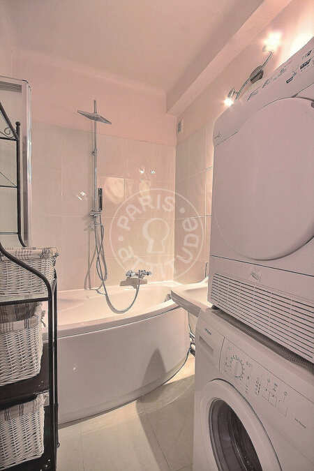 Bagno Appartamento arredato - 66m²  - 1 locale - Ecole Militaire / Unesco / Duroc - Parigi