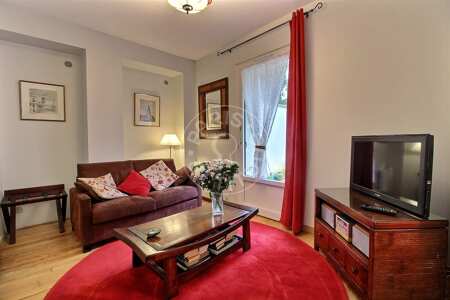 Salotto Mansardato arredato - 33m²  - Montmartre / Place des Abbesses - Parigi